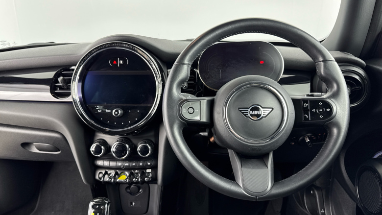 MINI Hatchback 135kW Cooper S Level 2 33kWh 3dr Auto Electric Hatchback